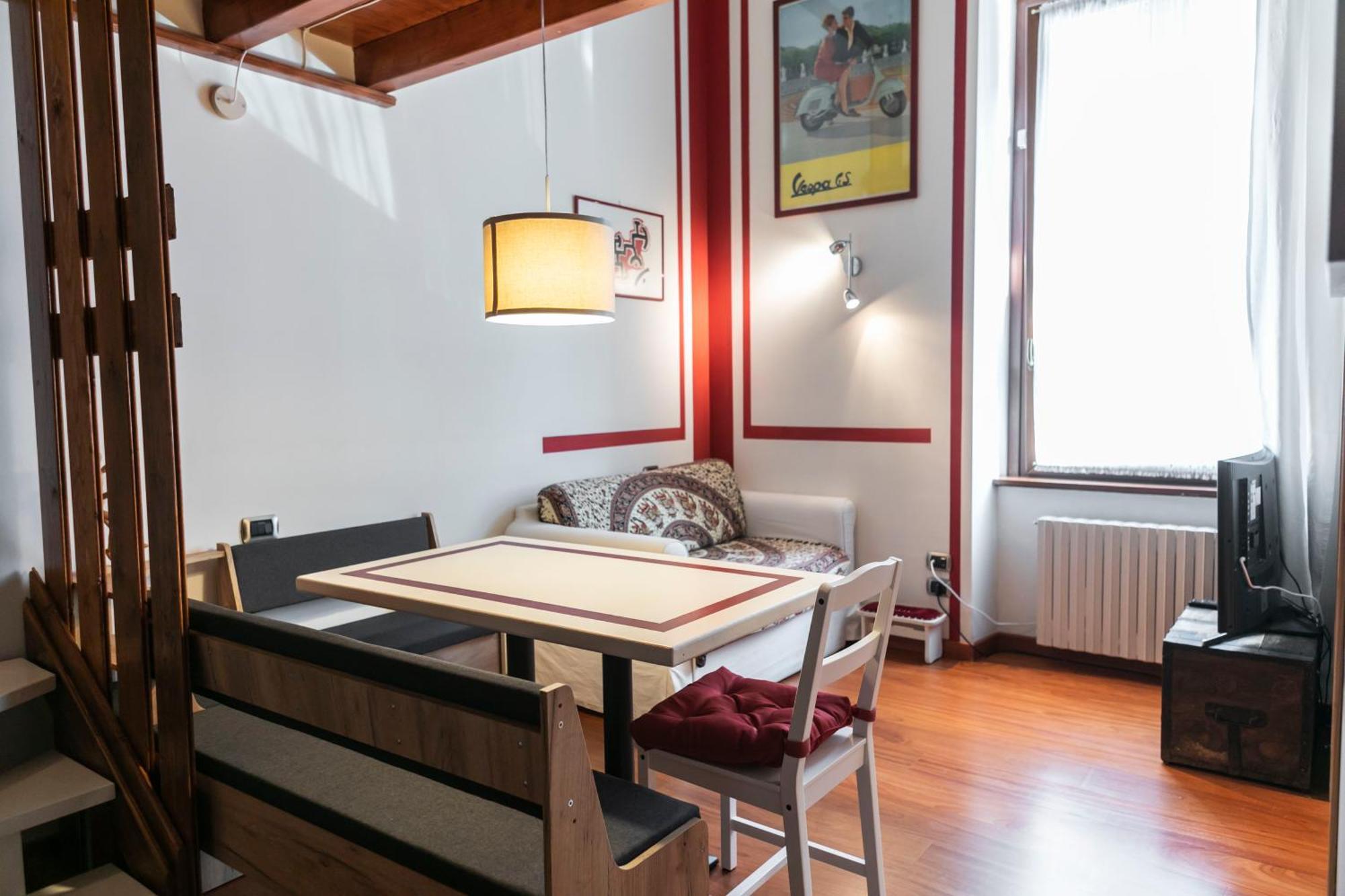 Apartamento Trilocale Con Soppalco Milán